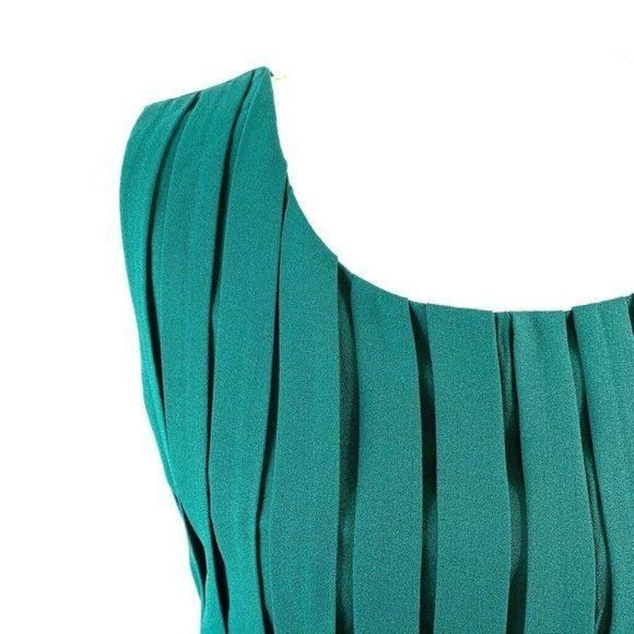 C Luce Emerald Pleated Scoop Neck A Line Dress - Picture 3 of 11